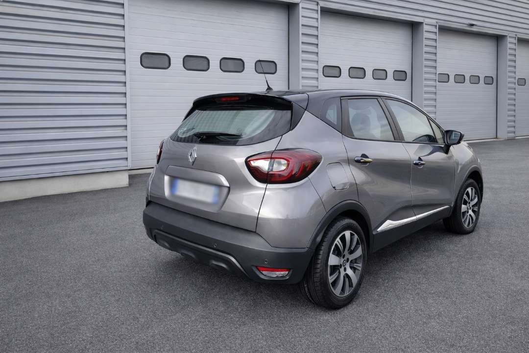 Renault Captur DCI 90 Energy Business  - Miniature 2