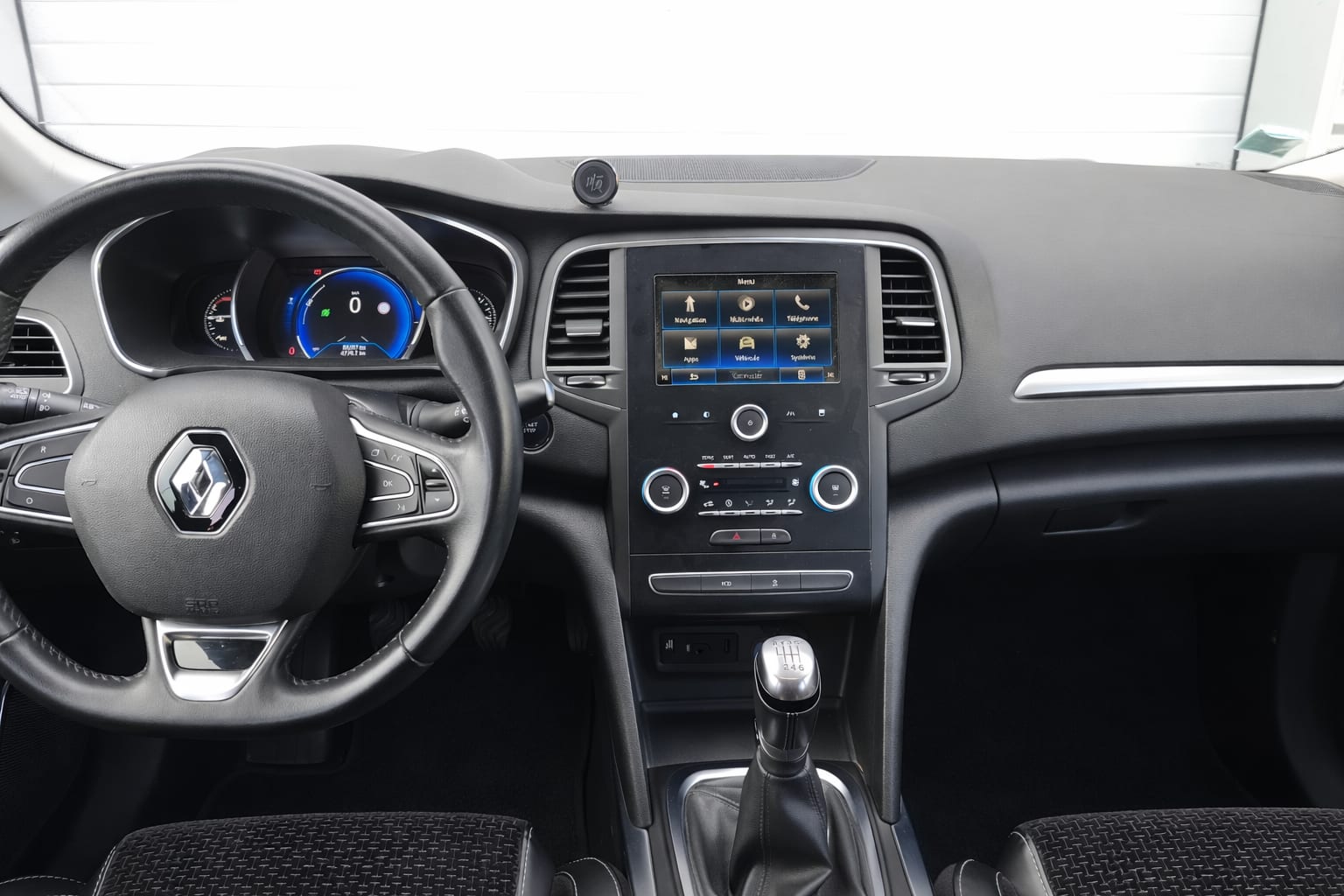 Mégane IV TCE Energy Zen  - Miniature 2